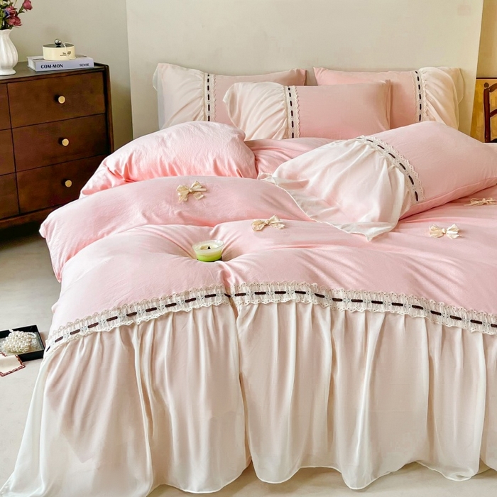 91家纺网 家纺一手货源 找家纺 庭笙 2025新款法式少女全棉镂空花边仙女梦幻纱蕾丝边四件套-清甜少女 清甜少女-浅粉