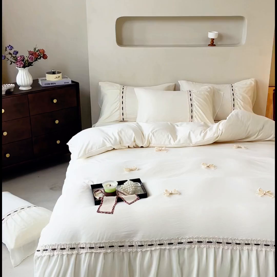 91家纺网 家纺一手货源 找家纺 （总）庭笙 2025新款法式少女全棉镂空花边仙女梦幻纱蕾丝边四件套-清甜少女