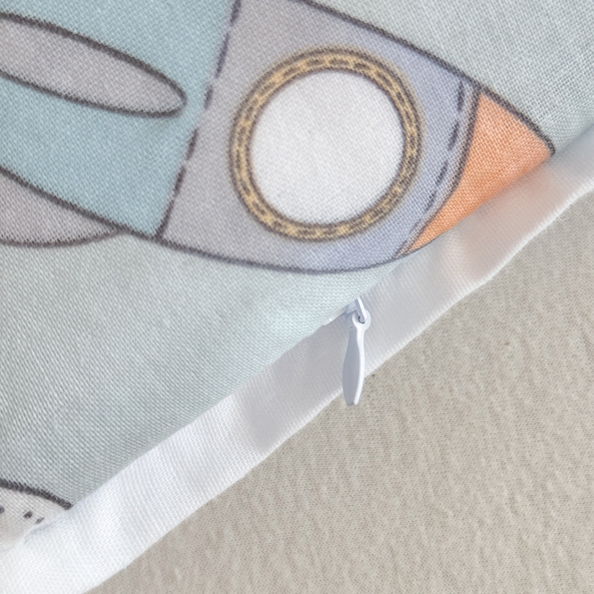 91家纺网 家纺一手货源 找家纺 （总）麦肯锡 2025新款A类卡通纯棉棉花儿童枕枕头枕芯