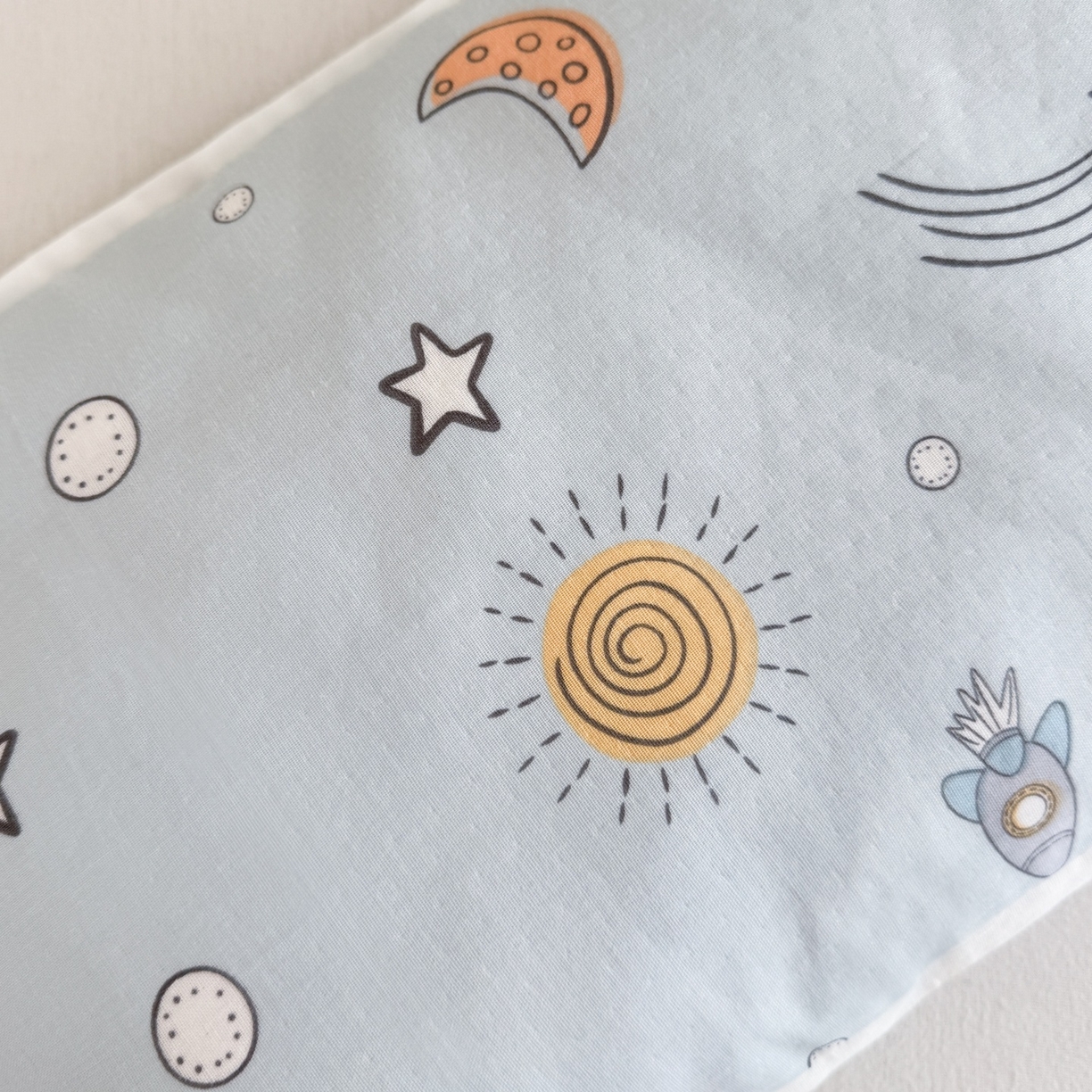 91家纺网 家纺一手货源 找家纺 （总）麦肯锡 2025新款A类卡通纯棉棉花儿童枕枕头枕芯