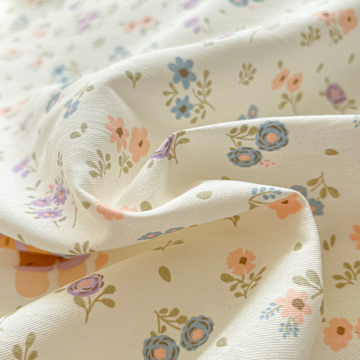 91家纺网 家纺一手货源 找家纺 花梦欣 2025新款全棉印花单品系列-四件套 碎花兔熊