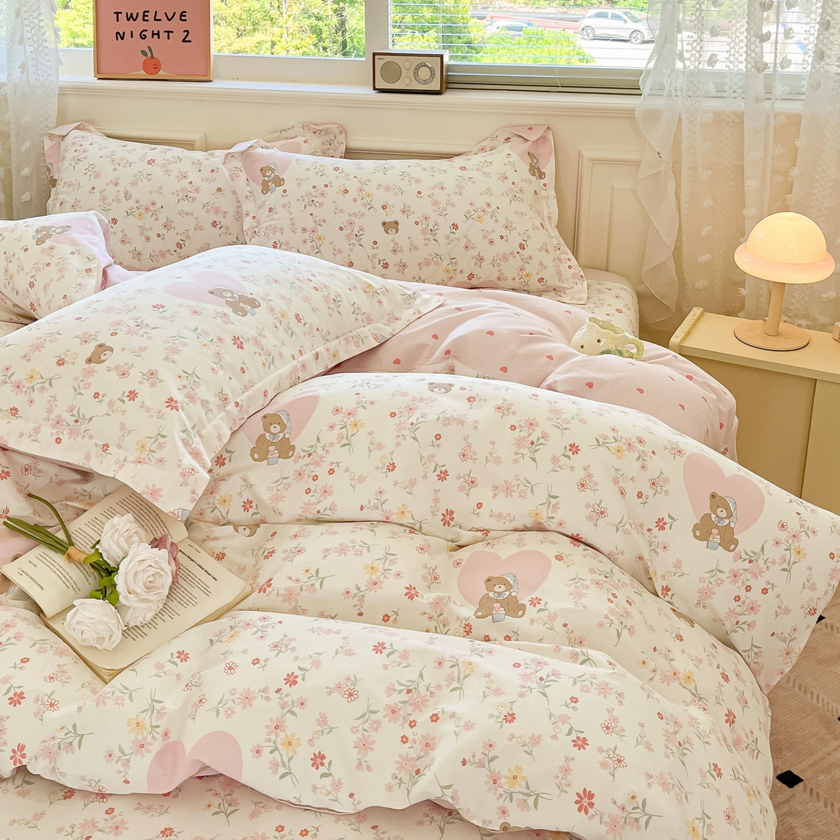 91家纺网 家纺一手货源 找家纺 花梦欣 2025新款全棉印花单品系列-四件套 旧书折痕粉