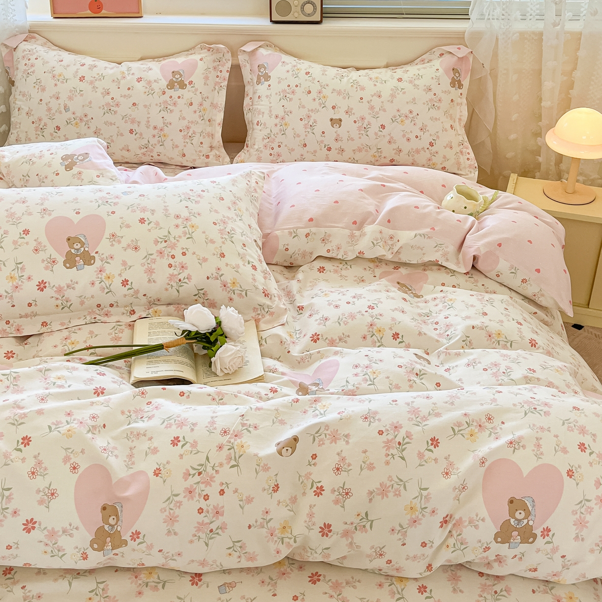 91家纺网 家纺一手货源 找家纺 花梦欣 2025新款全棉印花单品系列-四件套 旧书折痕粉