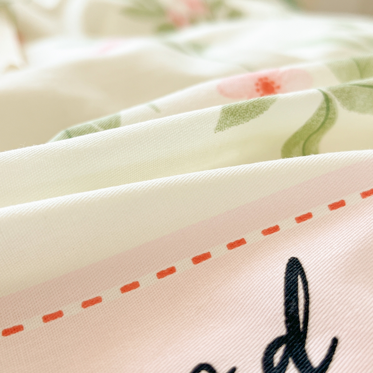 91家纺网 家纺一手货源 找家纺 花梦欣 2025新款全棉印花单品系列-四件套 扶绿花园