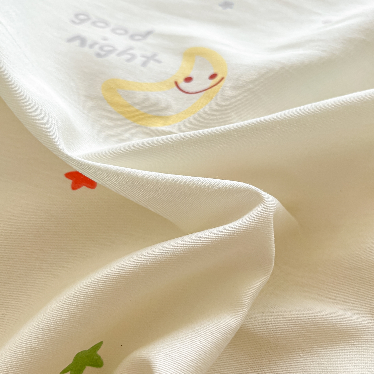 91家纺网 家纺一手货源 找家纺 花梦欣 2025新款全棉印花单品系列-四件套 繁星