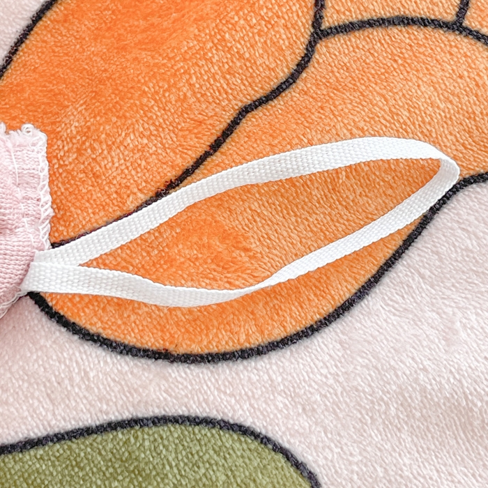 91家纺网 家纺一手货源 找家纺 鸿羽樱家纺《原伊菲晓》 2025新款小清新牛奶绒印花四件套 粉郁金