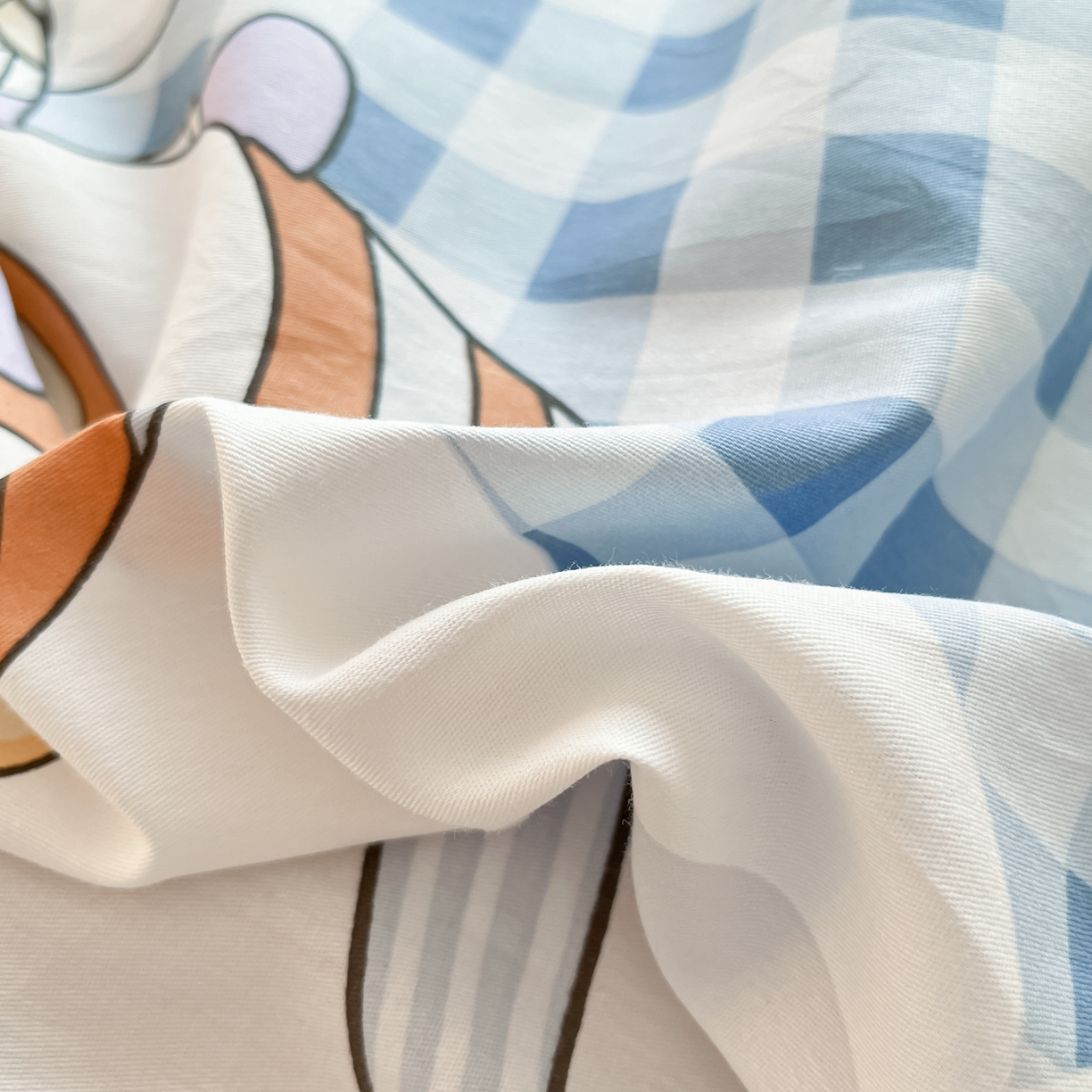 91家纺网 家纺一手货源 找家纺 花梦欣 2025新款全棉印花单品系列-四件套 畅游星球