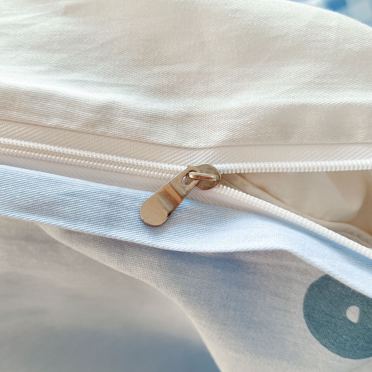 91家纺网 家纺一手货源 找家纺 花梦欣 2025新款全棉印花单品系列-四件套 畅游星球