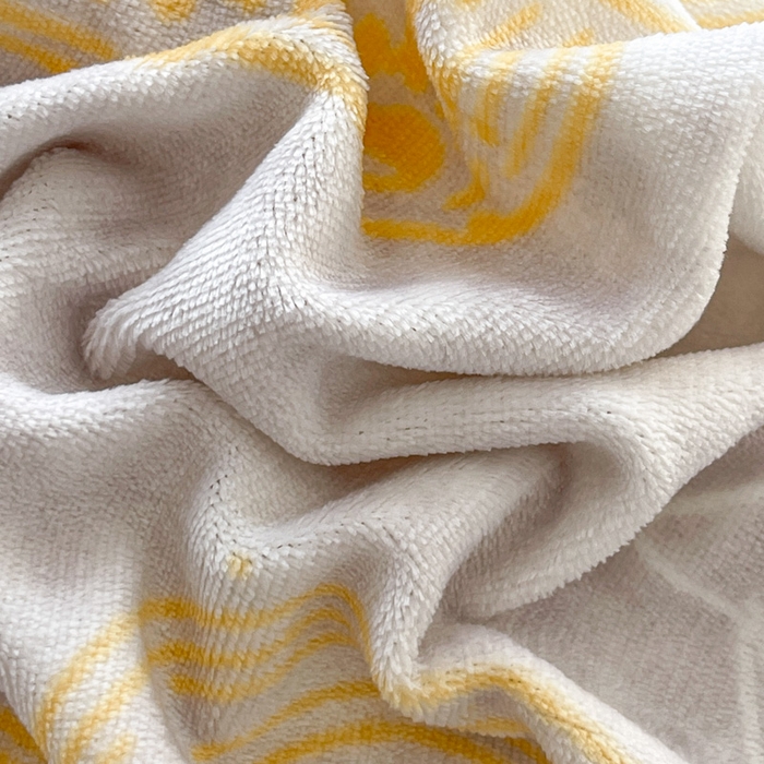 91家纺网 家纺一手货源 找家纺 鸿羽樱家纺《原伊菲晓》 2025新款小清新牛奶绒印花四件套 梦太空