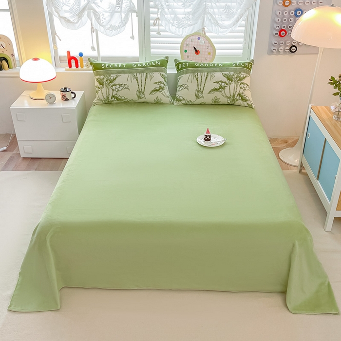 91家纺网 家纺一手货源 找家纺 鸿羽樱家纺《原伊菲晓》 2025新款小清新牛奶绒印花四件套 倾城花语-绿