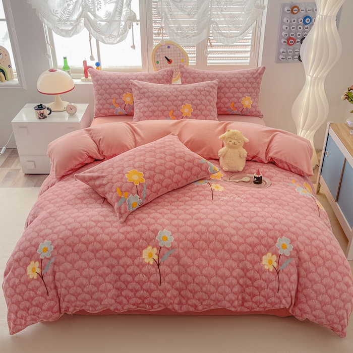 鸿羽樱家纺《原伊菲晓》 2025新款小清新牛奶绒印花四件套 萱花