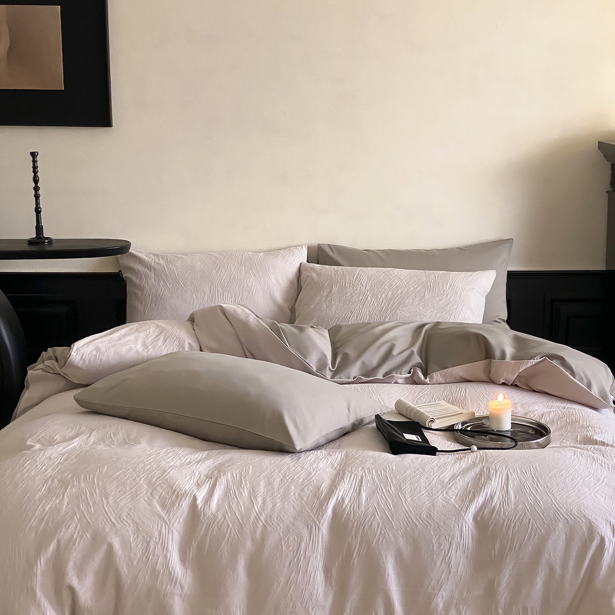 91家纺网 家纺一手货源 找家纺 玉宇阁家居 2025秋款100S大提花磨毛四件套-月岛弥生 磨毛月岛弥生-杏仁烤奶