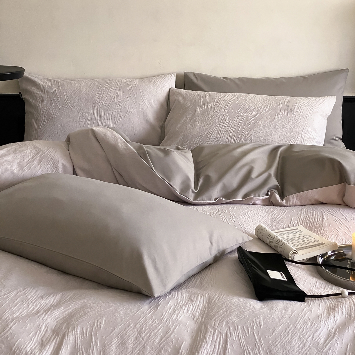 91家纺网 家纺一手货源 找家纺 玉宇阁家居 2025秋款100S大提花磨毛四件套-月岛弥生 磨毛月岛弥生-杏仁烤奶