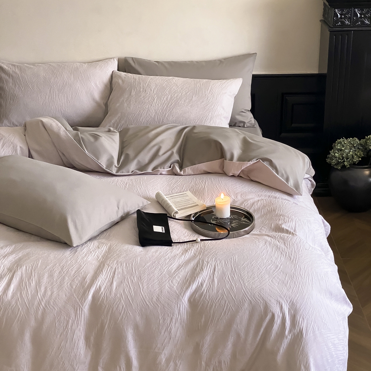 91家纺网 家纺一手货源 找家纺 玉宇阁家居 2025秋款100S大提花磨毛四件套-月岛弥生 磨毛月岛弥生-杏仁烤奶