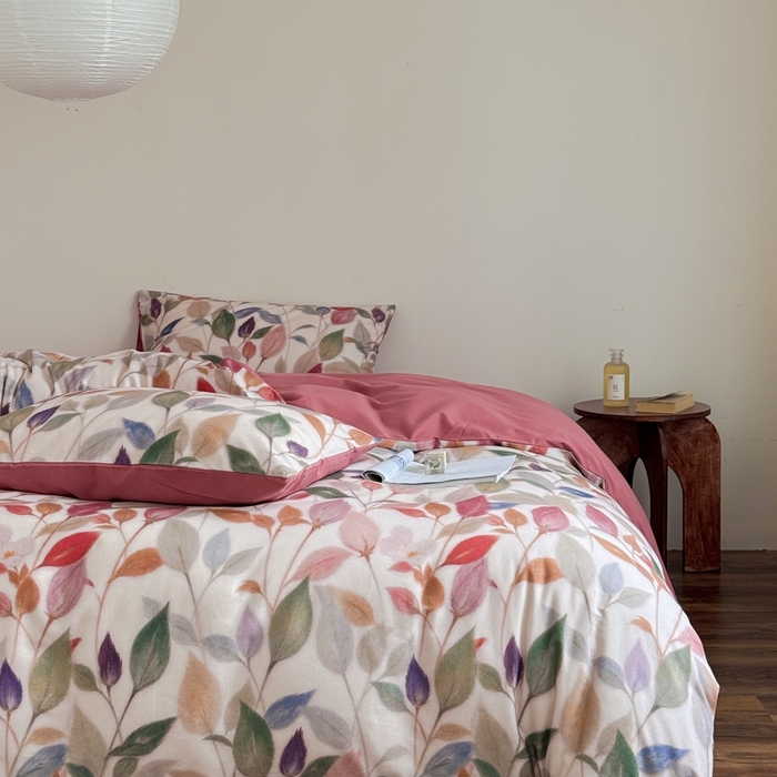 91家纺网 家纺一手货源 找家纺 窝米 2025新款全棉纯棉火山磨毛花卉系列四件套-第一批 景秋红