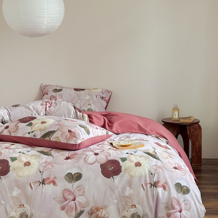 91家纺网 家纺一手货源 找家纺 窝米 2025新款全棉纯棉火山磨毛花卉系列四件套-第一批 鸢香红