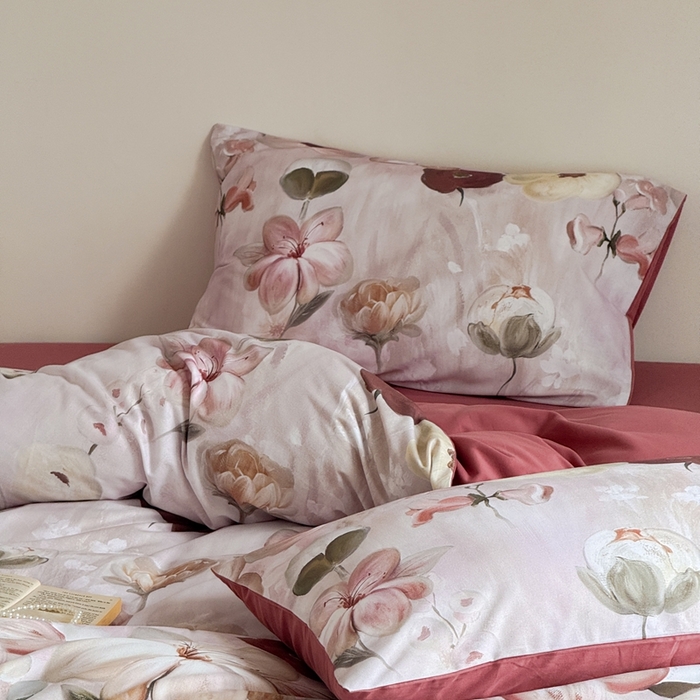 91家纺网 家纺一手货源 找家纺 窝米 2025新款全棉纯棉火山磨毛花卉系列四件套-第一批 鸢香红