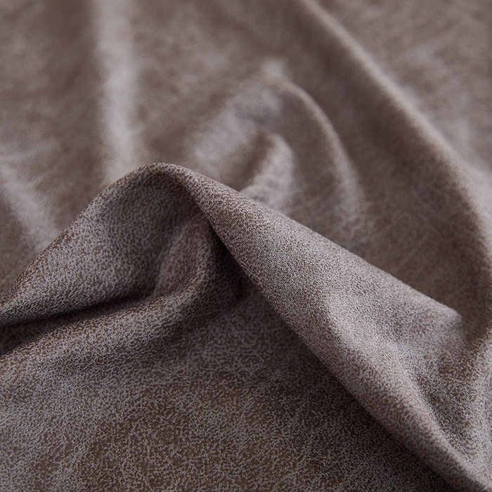 91家纺网 家纺一手货源 找家纺 丝绮鹿 2025新款防水皮革沙发套 全包沙发套松紧款沙发套 茶褐色