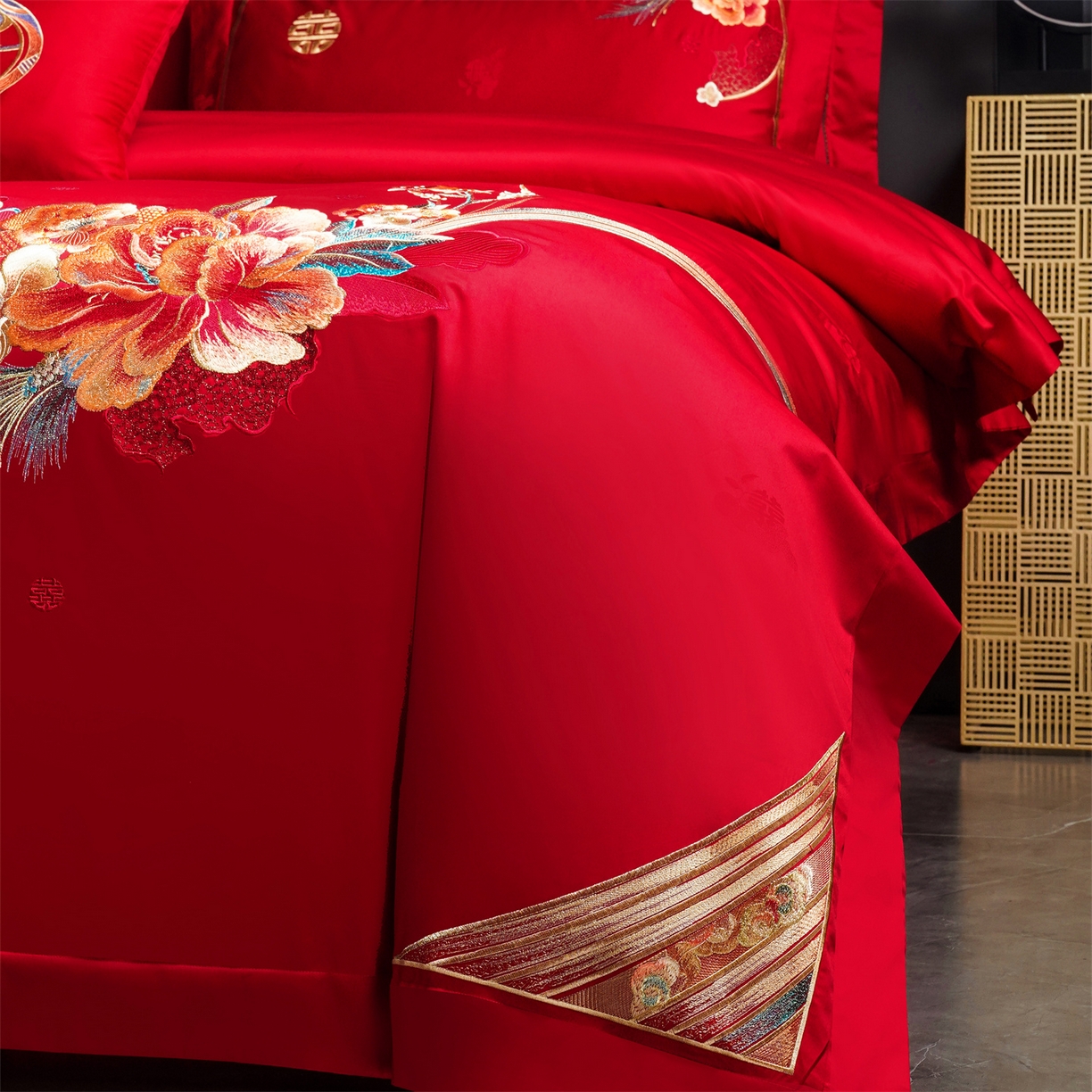 91家纺网 家纺一手货源 找家纺 （总）美娘阁 2025新款长绒棉全棉贡缎提花款新中式古典韵味精美刺绣婚庆四件套-系列一