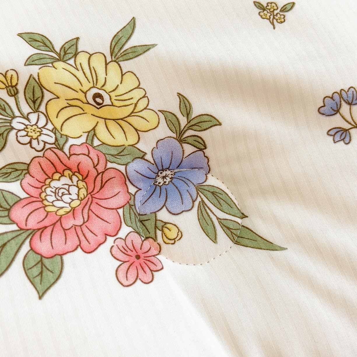 91家纺网 家纺一手货源 找家纺 宝士康家纺 2025新品10A抗菌双层纱冬被被子被芯 繁花似锦