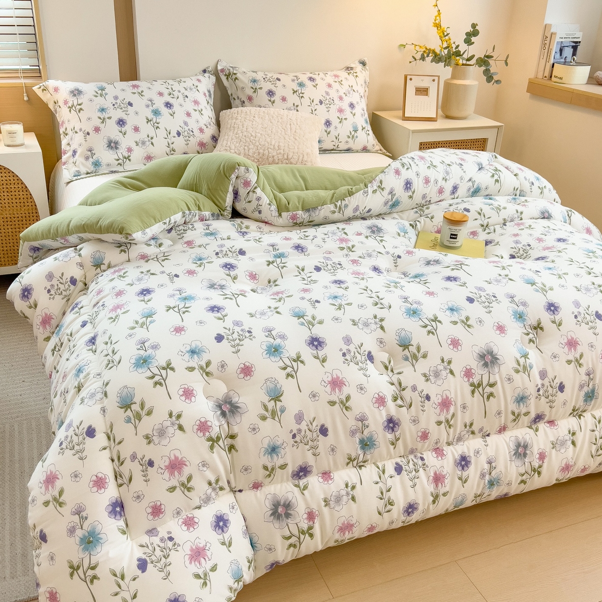 91家纺网 家纺一手货源 找家纺 宝士康家纺 2025新品10A抗菌双层纱冬被被子被芯 花韵