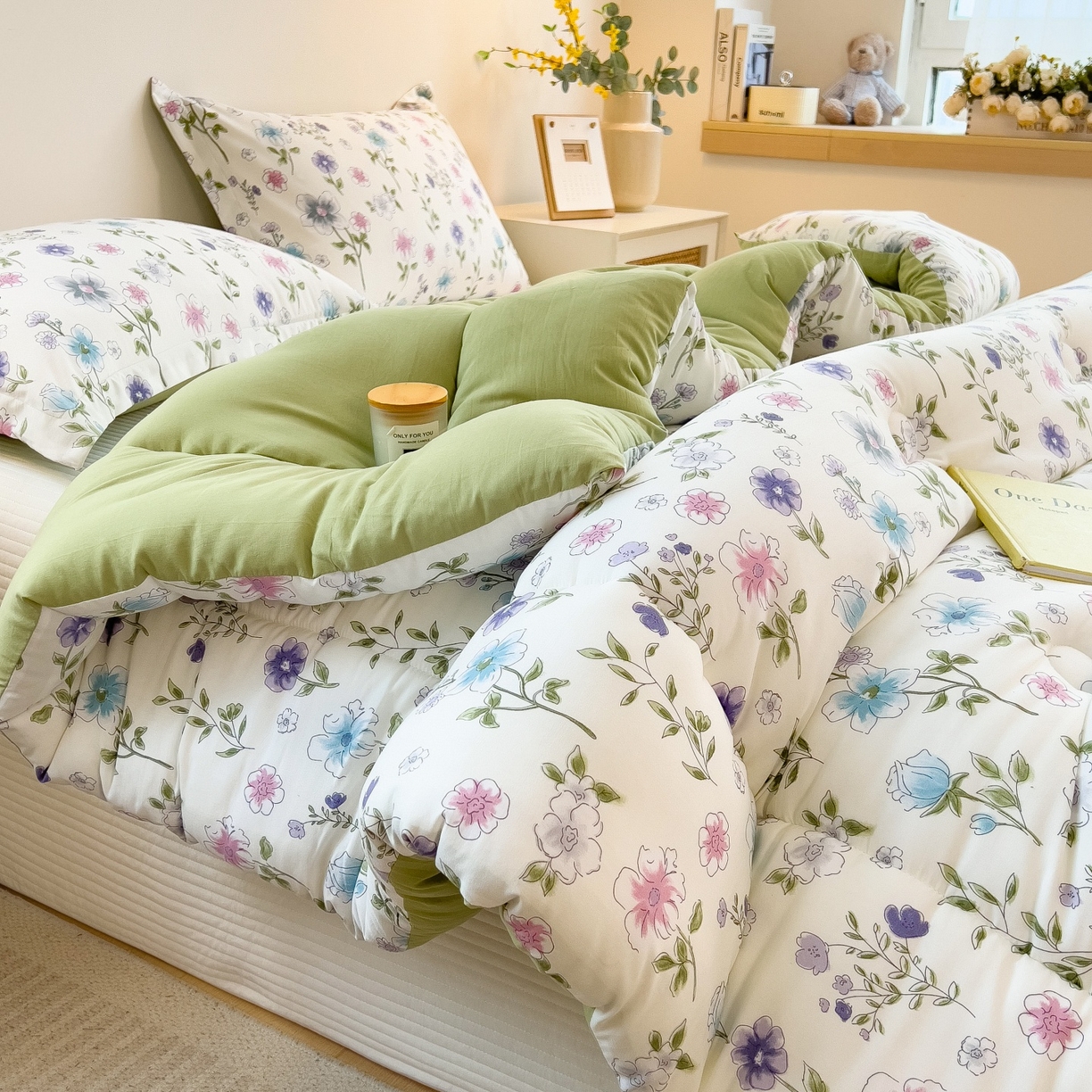 91家纺网 家纺一手货源 找家纺 宝士康家纺 2025新品10A抗菌双层纱冬被被子被芯 花韵