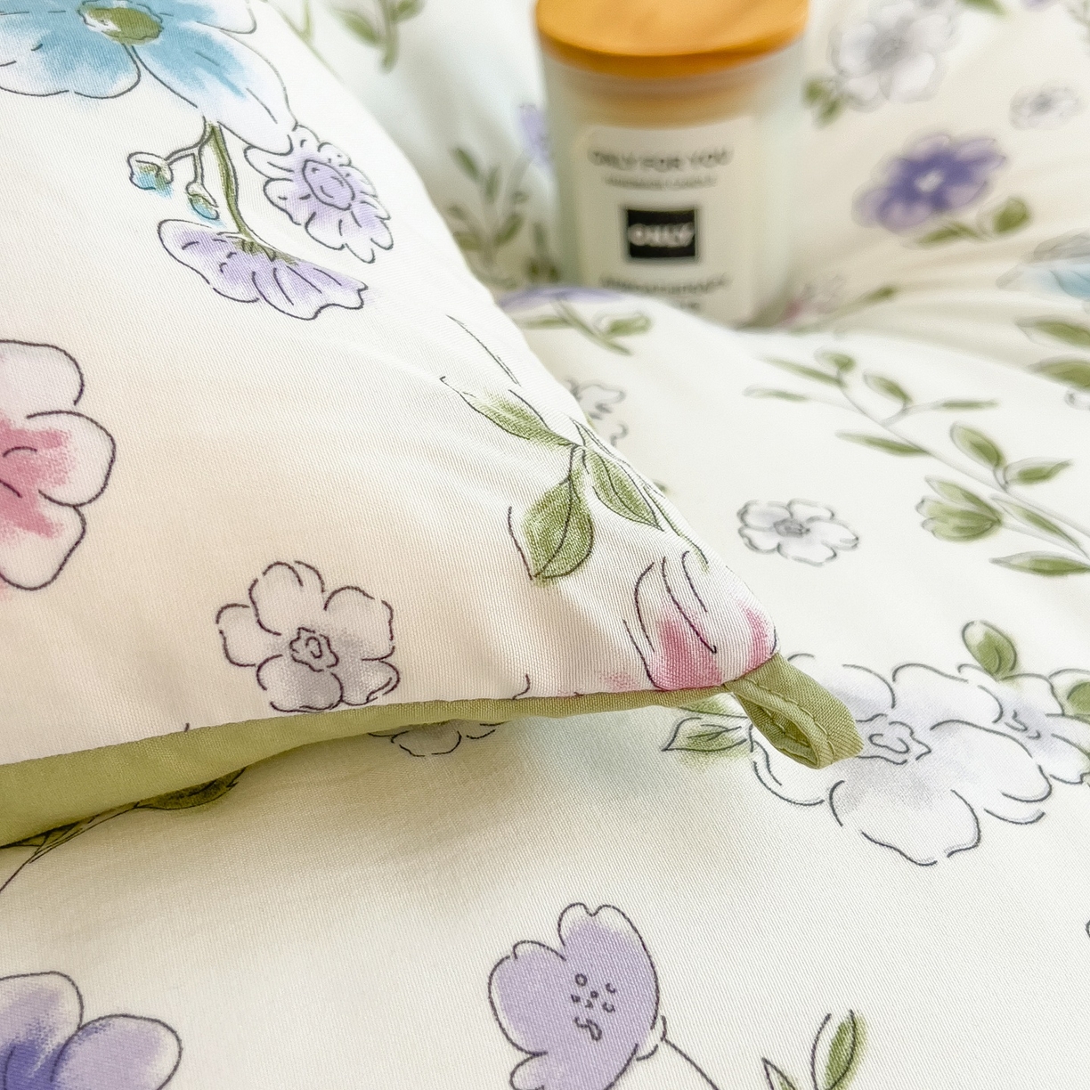 91家纺网 家纺一手货源 找家纺 宝士康家纺 2025新品10A抗菌双层纱冬被被子被芯 花韵