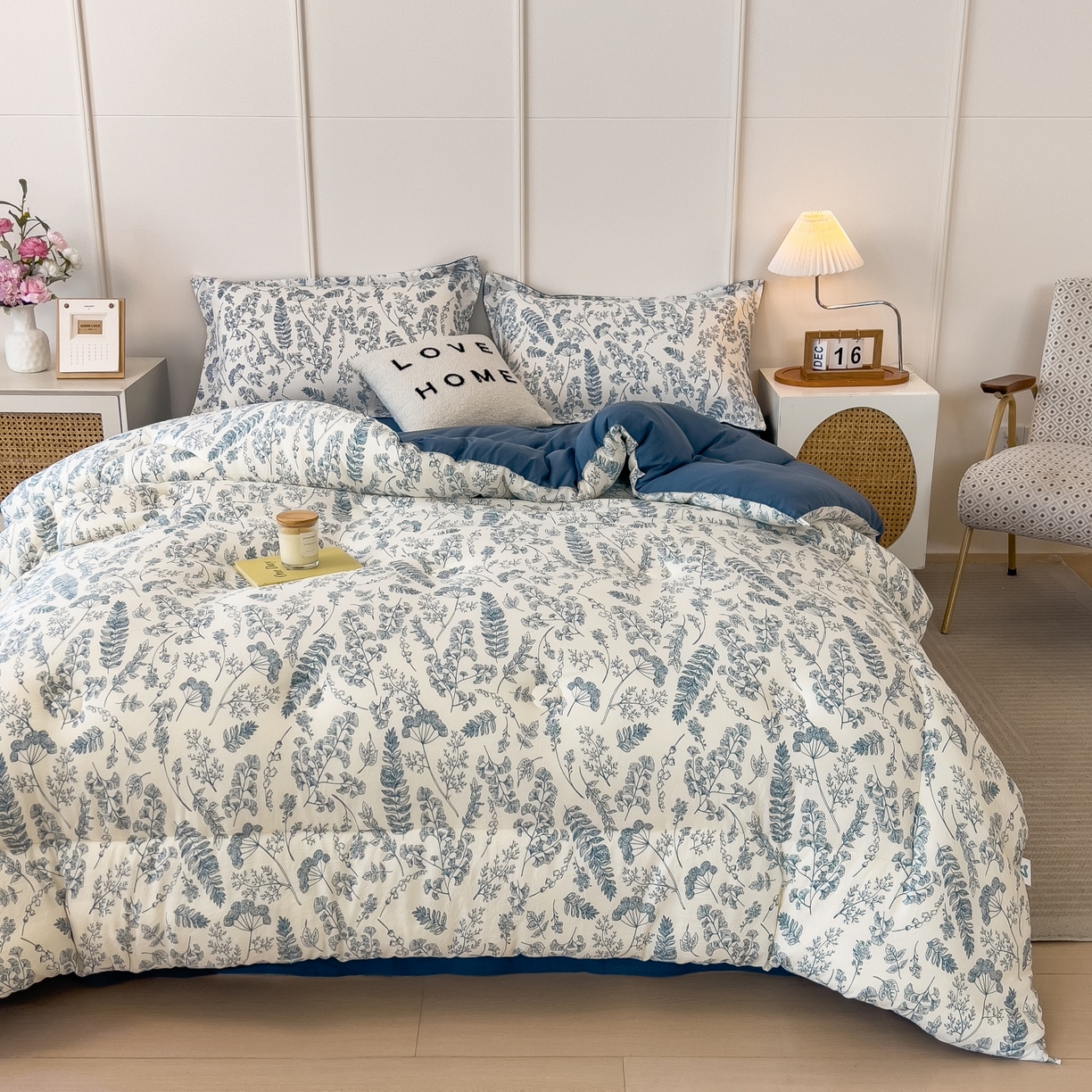 91家纺网 家纺一手货源 找家纺 宝士康家纺 2025新品10A抗菌双层纱冬被被子被芯 青花瓷