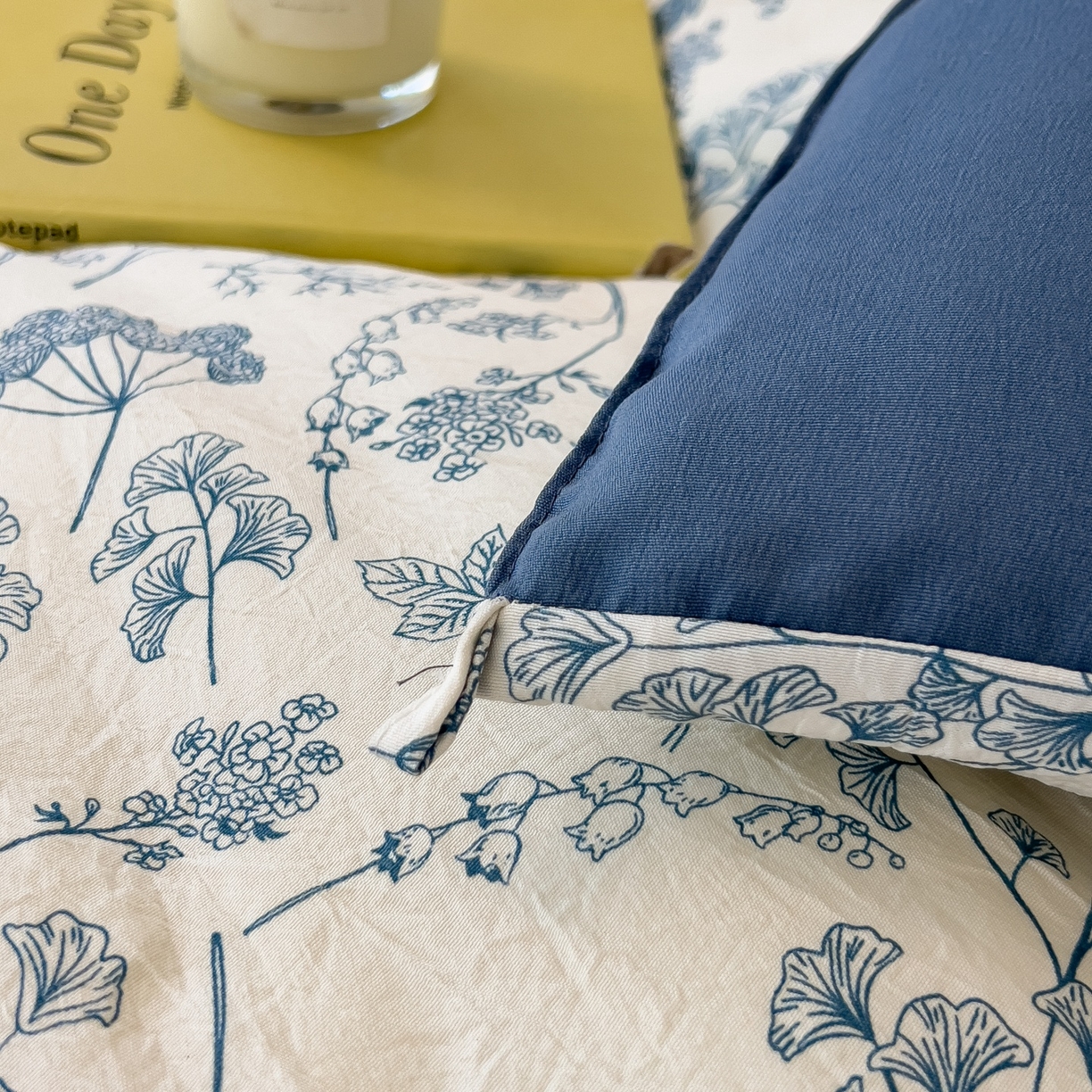 91家纺网 家纺一手货源 找家纺 宝士康家纺 2025新品10A抗菌双层纱冬被被子被芯 青花瓷