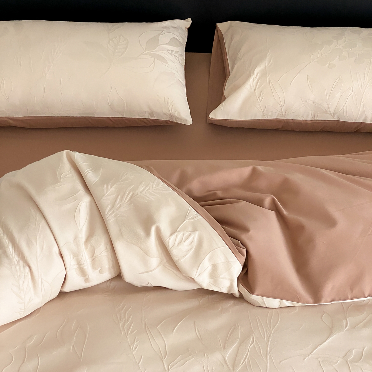 91家纺网 家纺一手货源 找家纺 玉宇阁家居 2025秋款100S大提花磨毛四件套-一梦幽兰系列 一梦幽兰-秋日特调