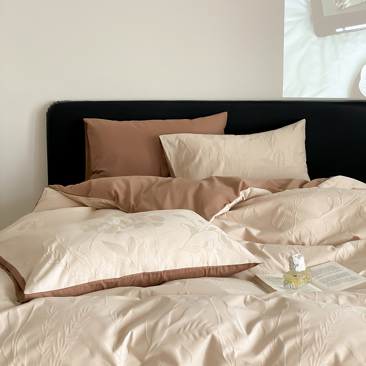 91家纺网 家纺一手货源 找家纺 玉宇阁家居 2025秋款100S大提花磨毛四件套-一梦幽兰系列 一梦幽兰-秋日特调