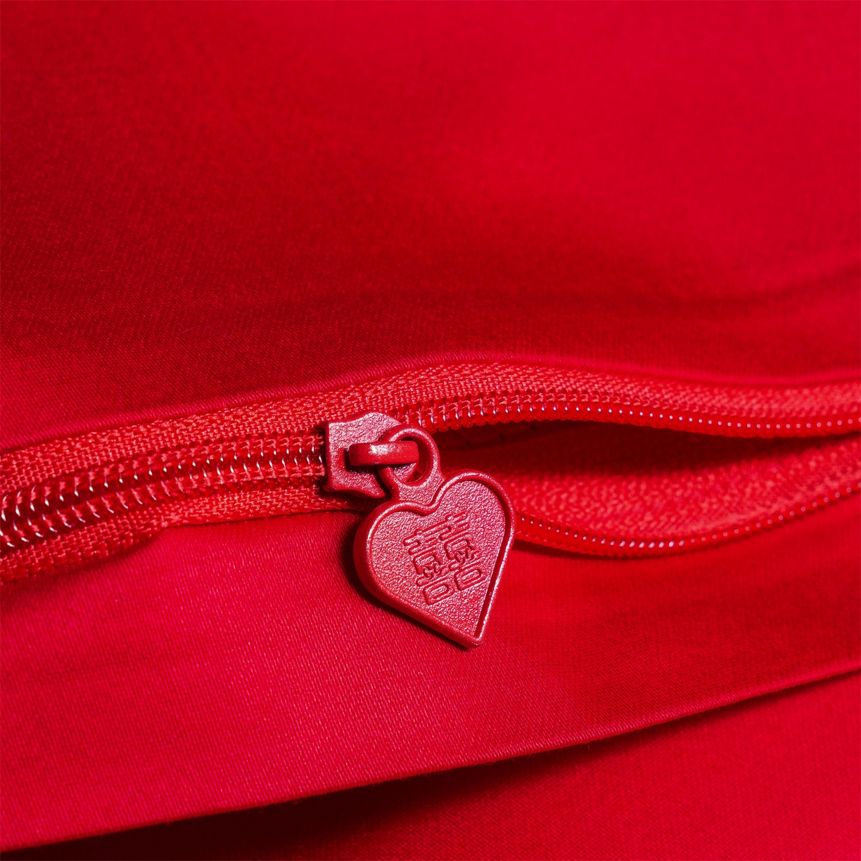 91家纺网 家纺一手货源 找家纺 美娘阁 2025新款长绒棉全棉贡缎提花款新中式古典韵味精美刺绣婚庆四件套-系列二 花卉款-甜蜜爱恋