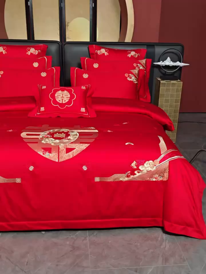 91家纺网 家纺一手货源 找家纺 美娘阁 2025新款长绒棉全棉贡缎提花款新中式古典韵味精美刺绣婚庆四件套-系列二 花卉款-甜蜜爱恋