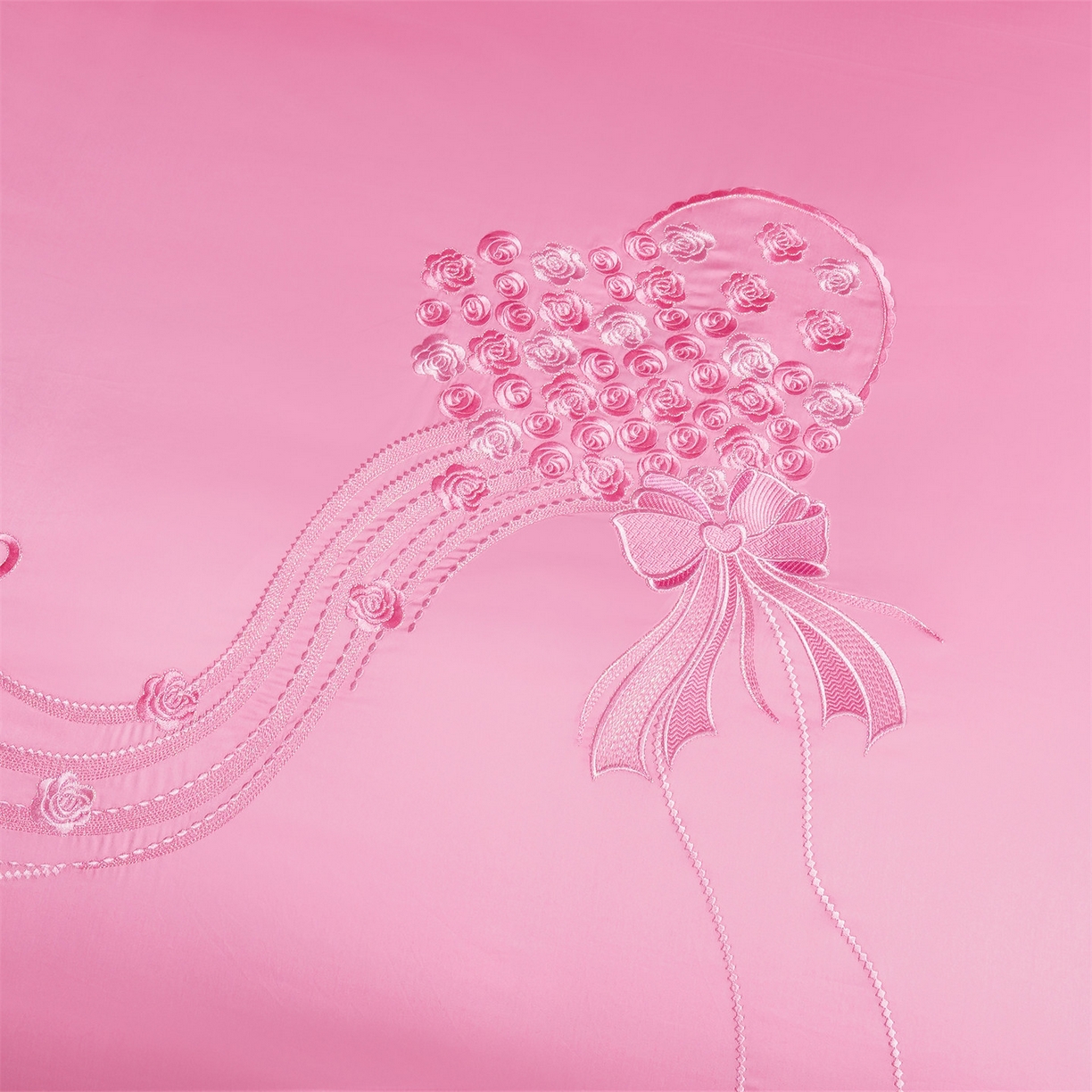 91家纺网 家纺一手货源 找家纺 美娘阁 2025新款长绒棉全棉贡缎提花款新中式古典韵味精美刺绣婚庆四件套-系列二 花卉款-相约-粉