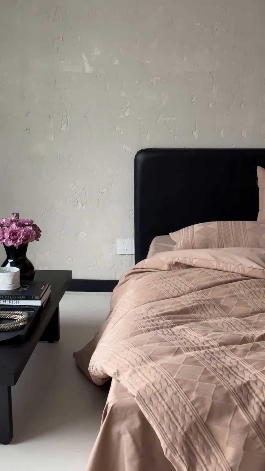 91家纺网 家纺一手货源 找家纺 （总）玉宇阁家居 2025新款100S色织空气大提花全棉纯棉长绒棉四件套-安缦春也100S