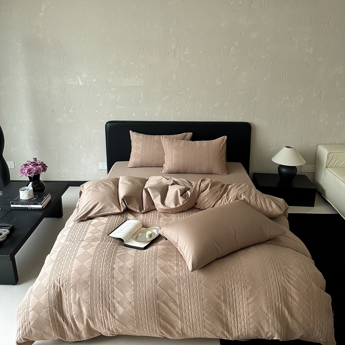 91家纺网 家纺一手货源 找家纺 （总）玉宇阁家居 2025新款100S色织空气大提花全棉纯棉长绒棉四件套-安缦春也100S