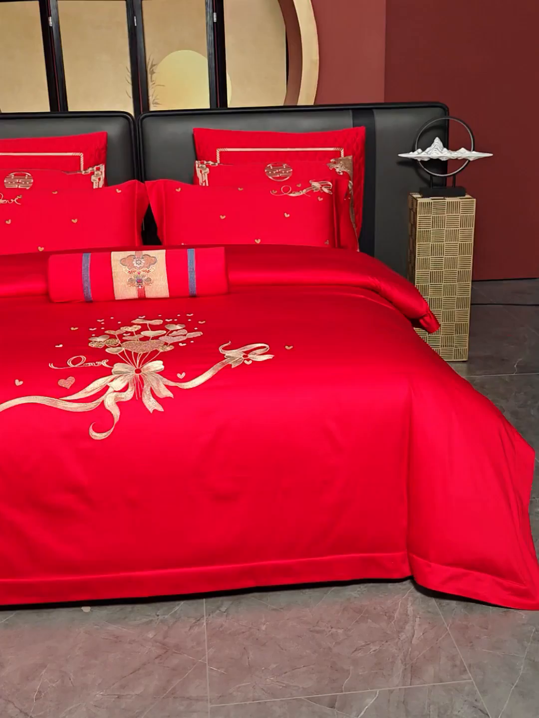 91家纺网 家纺一手货源 找家纺 美娘阁 2025新款长绒棉全棉贡缎提花款新中式古典韵味精美刺绣婚庆四件套-系列二 花卉款-心恋