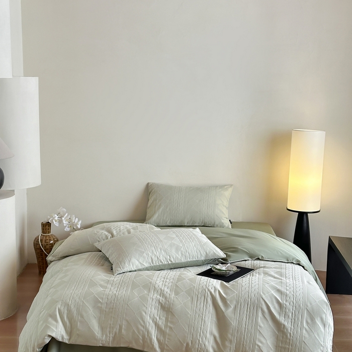 91家纺网 家纺一手货源 找家纺 玉宇阁家居 2025新款100S色织空气大提花全棉纯棉长绒棉四件套-安缦春也100S 100S安缦春也-垂柳绿