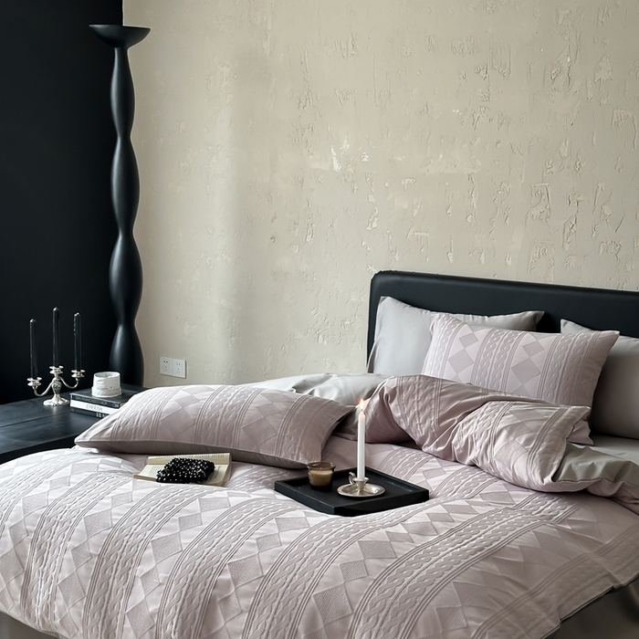 91家纺网 家纺一手货源 找家纺 玉宇阁家居 2025新款100S色织空气大提花全棉纯棉长绒棉四件套-安缦春也100S 100S安缦春也-迷雾紫灰