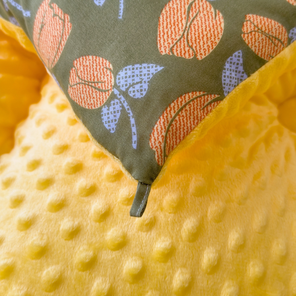 91家纺网 家纺一手货源 找家纺 宝士康家纺 2025新品10A抗菌豆豆绒冬被被子被芯 郁金香