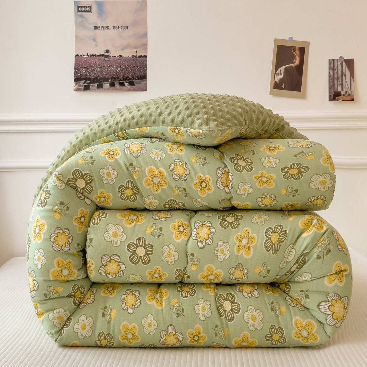 91家纺网 家纺一手货源 找家纺 宝士康家纺 2025新品10A抗菌豆豆绒冬被被子被芯 花开半夏