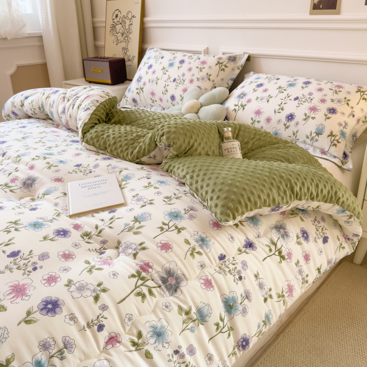 91家纺网 家纺一手货源 找家纺 宝士康家纺 2025新品10A抗菌豆豆绒冬被被子被芯 花韵