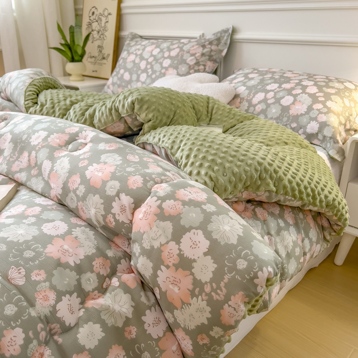 91家纺网 家纺一手货源 找家纺 宝士康家纺 2025新品10A抗菌豆豆绒冬被被子被芯 绿野庄园