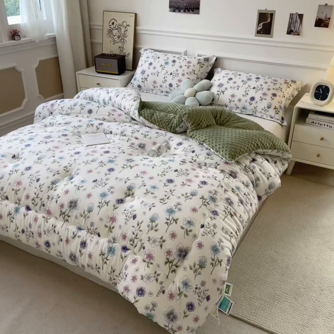 91家纺网 家纺一手货源 找家纺 宝士康家纺 2025新品10A抗菌豆豆绒冬被被子被芯 花韵