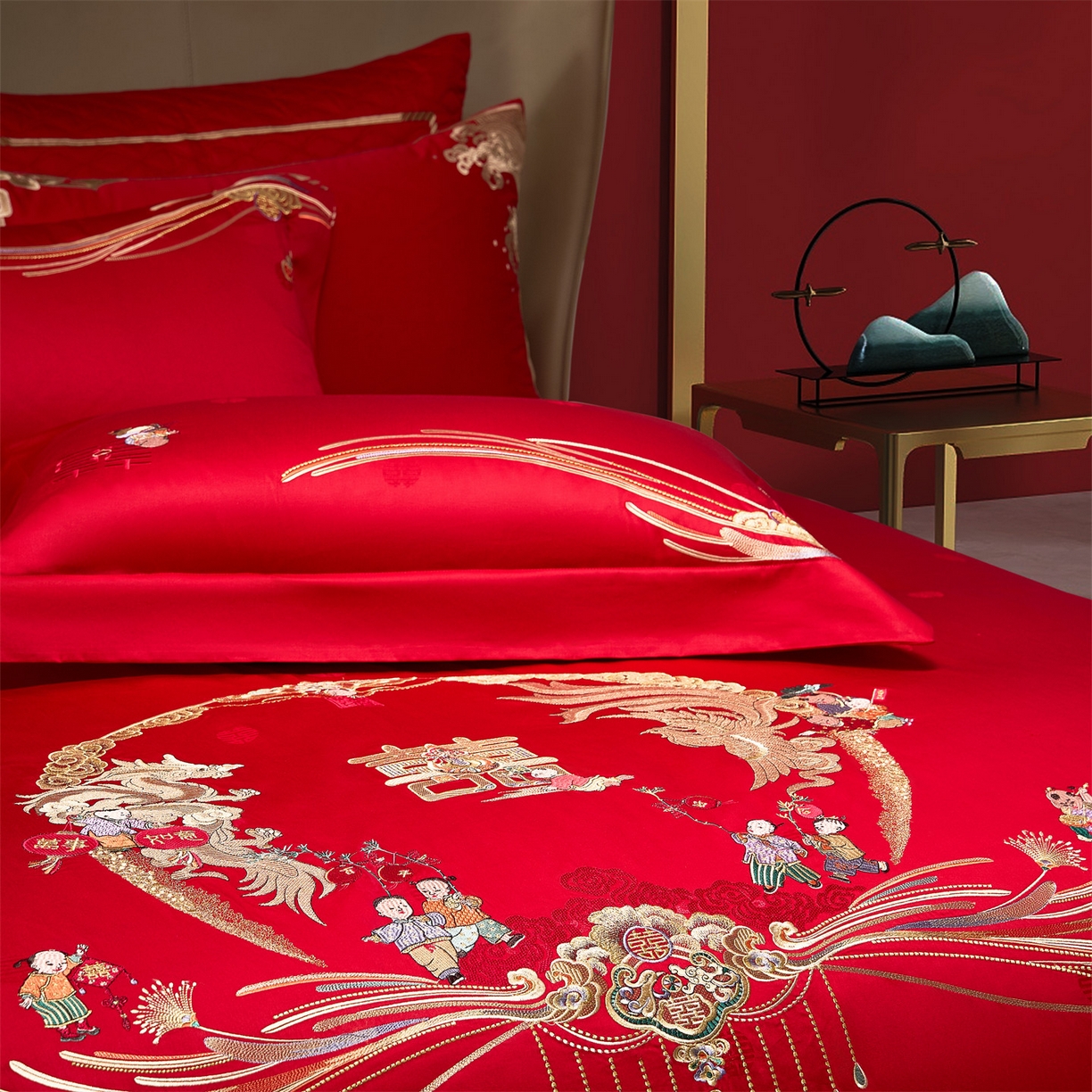 91家纺网 家纺一手货源 找家纺 美娘阁 2025新款长绒棉全棉贡缎提花款新中式古典韵味精美刺绣婚庆四件套-系列一 百子款-龙凤送子