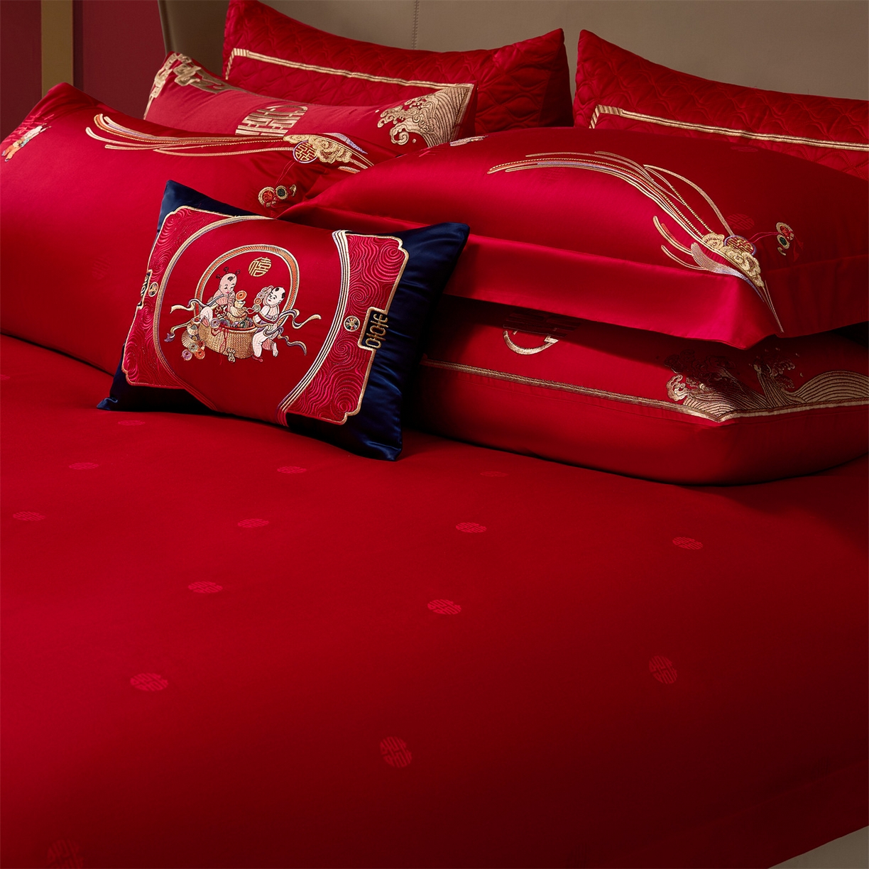 91家纺网 家纺一手货源 找家纺 美娘阁 2025新款长绒棉全棉贡缎提花款新中式古典韵味精美刺绣婚庆四件套-系列一 百子款-龙凤送子