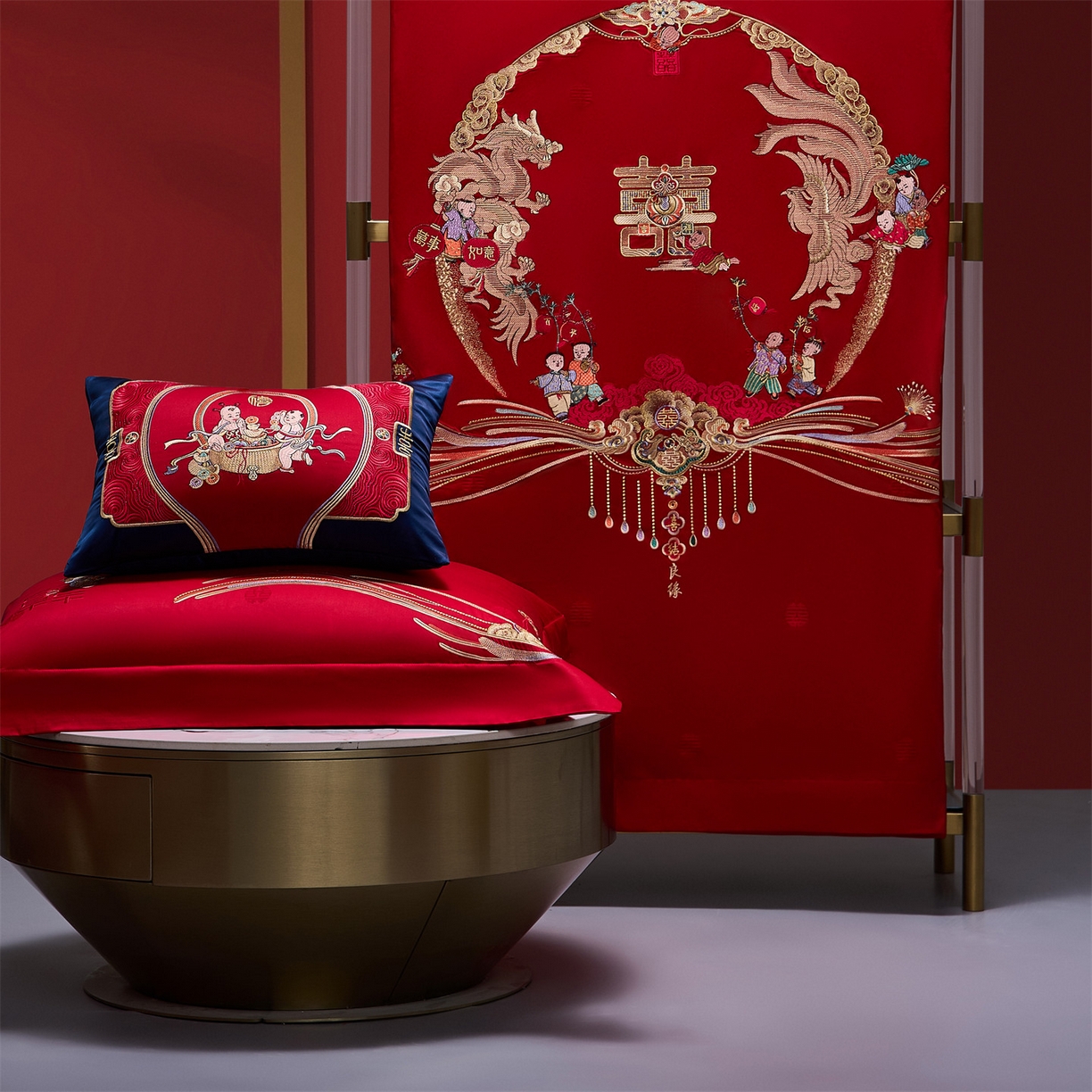 91家纺网 家纺一手货源 找家纺 美娘阁 2025新款长绒棉全棉贡缎提花款新中式古典韵味精美刺绣婚庆四件套-系列一 百子款-龙凤送子