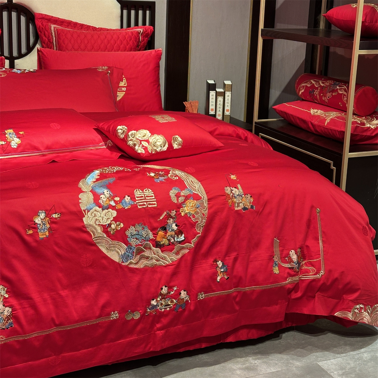 91家纺网 家纺一手货源 找家纺 美娘阁 2025新款长绒棉全棉贡缎提花款新中式古典韵味精美刺绣婚庆四件套-系列一 百子款-五子登科