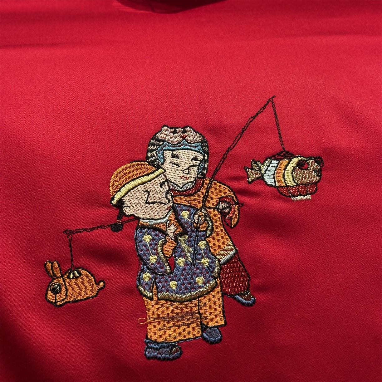 91家纺网 家纺一手货源 找家纺 美娘阁 2025新款长绒棉全棉贡缎提花款新中式古典韵味精美刺绣婚庆四件套-系列一 百子款-五子登科