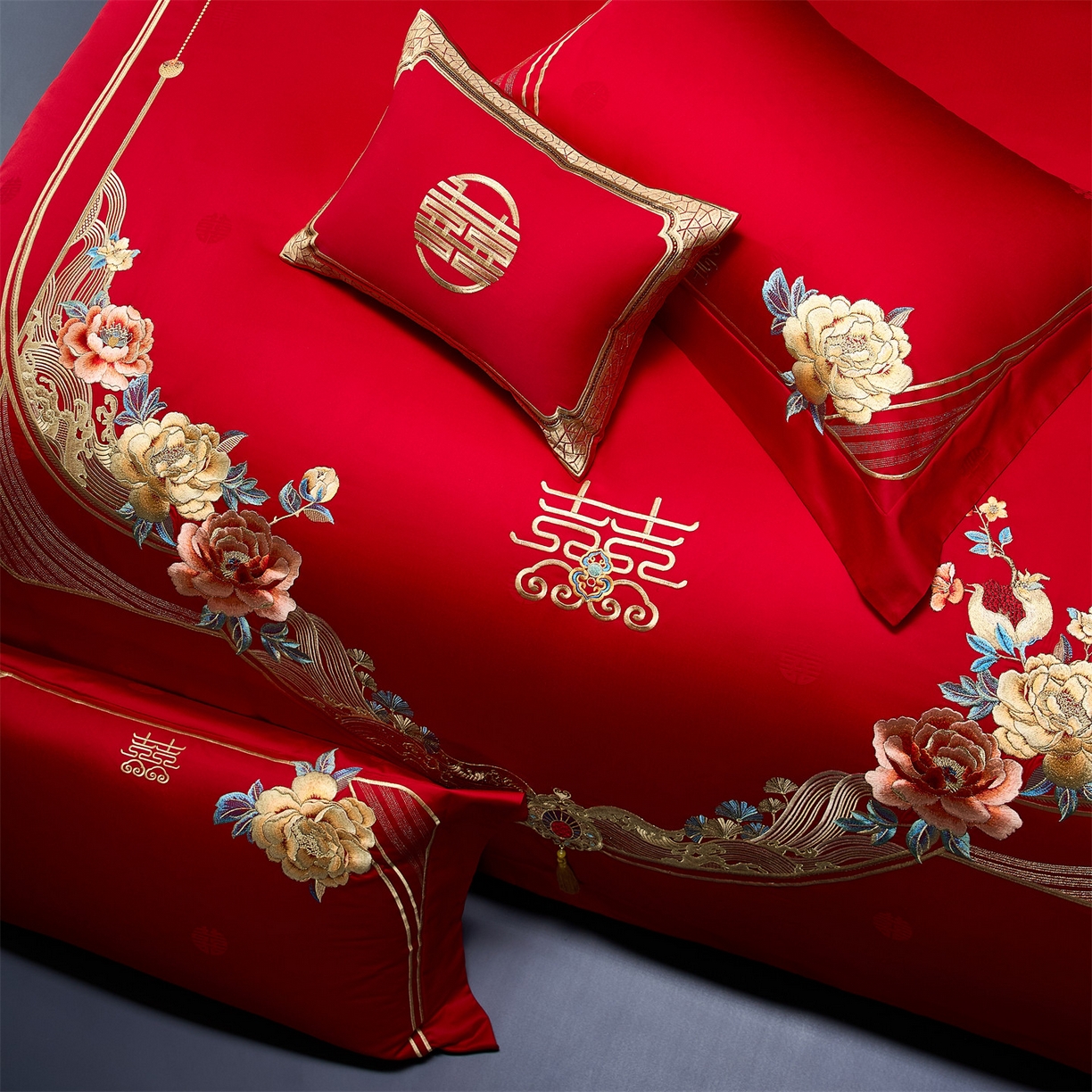 91家纺网 家纺一手货源 找家纺 美娘阁 2025新款长绒棉全棉贡缎提花款新中式古典韵味精美刺绣婚庆四件套-系列一 国色天香